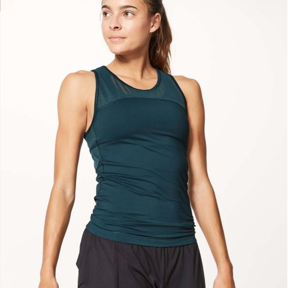 Lululemon Home Stretch Tank
Submarine